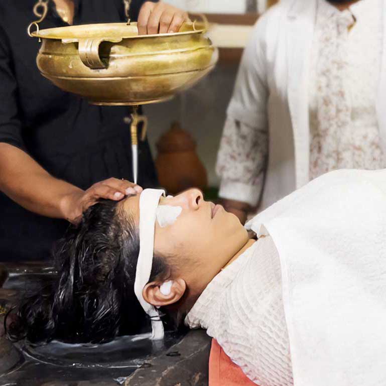 Ayurveda Stress Relief Massage - shirodhara treatment
