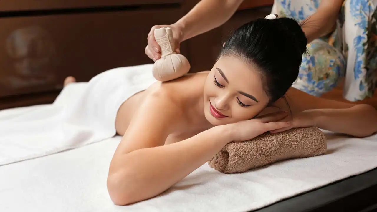 ayurveda kizhi treatment