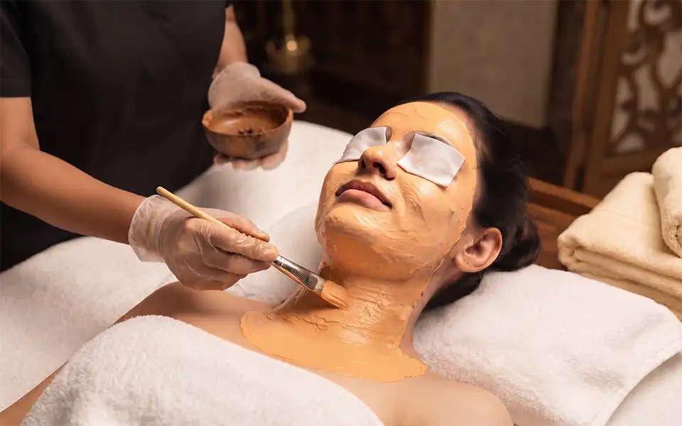 Ayurveda Facials for Face Glow