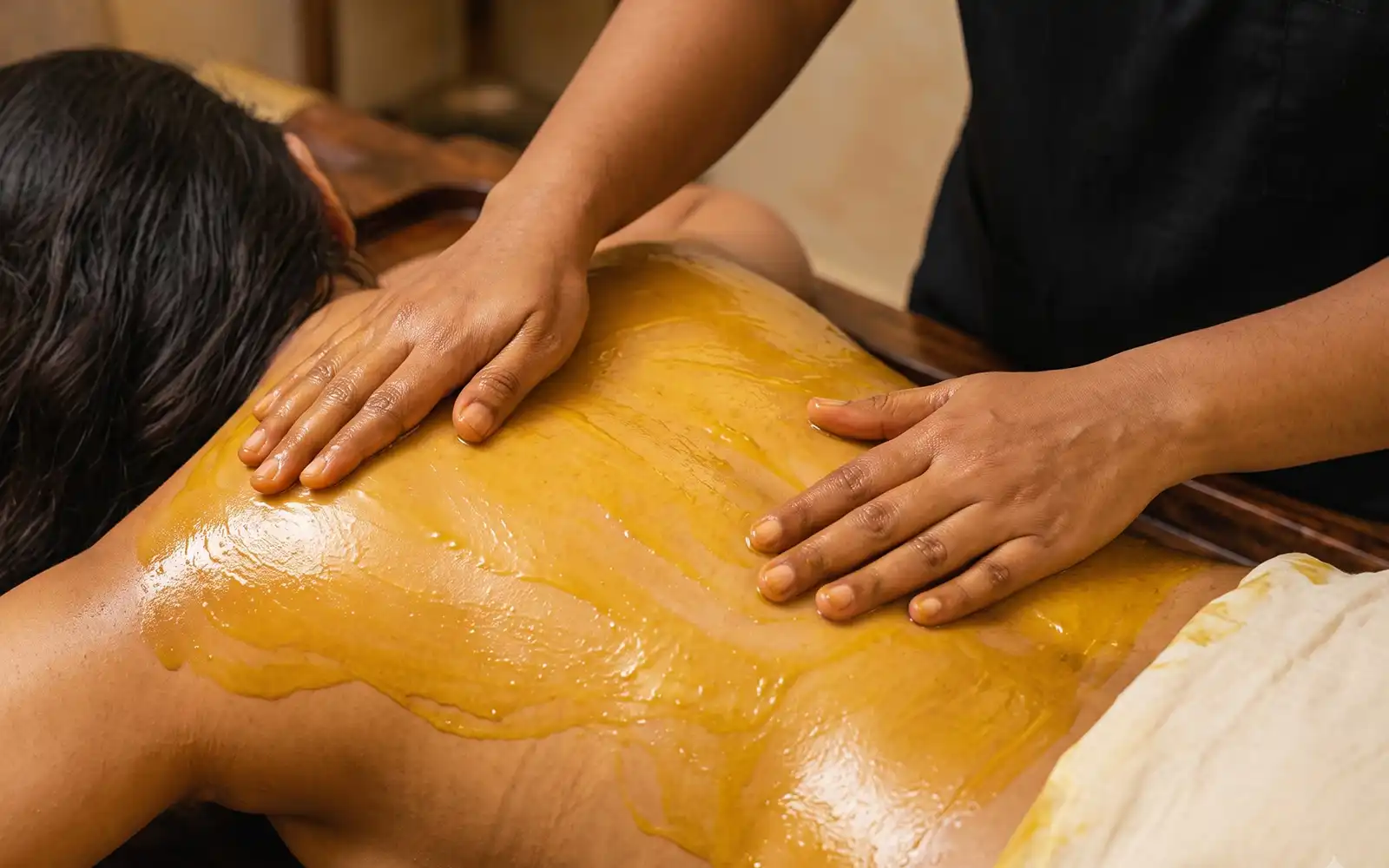 Nalpamaradi Skin Renewal skin care massage at Swasthya Ayurveda, Kannur